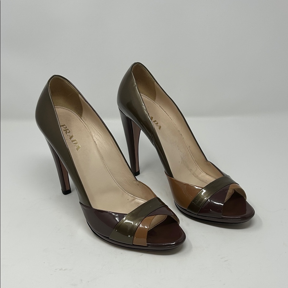 Prada Brown and Mauve Patent Leather Peep Toe Pump Heel Size 41 0061